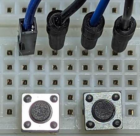 ../../../_images/pushbutton-2lead.jpg